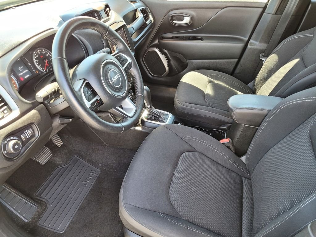 Used 2023 Blue Jeep Latitude image 15
