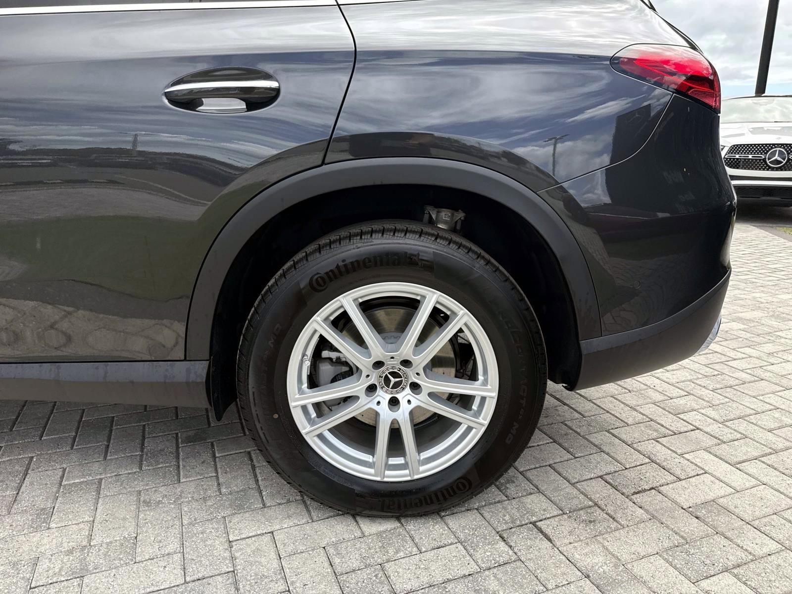 New 2026 Gray Metallic Mercedes-Benz 300 4MATIC® SUV image 11