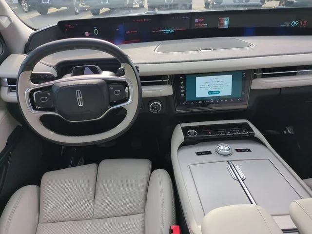 Used 2026 Gray Lincoln Reserve image 30