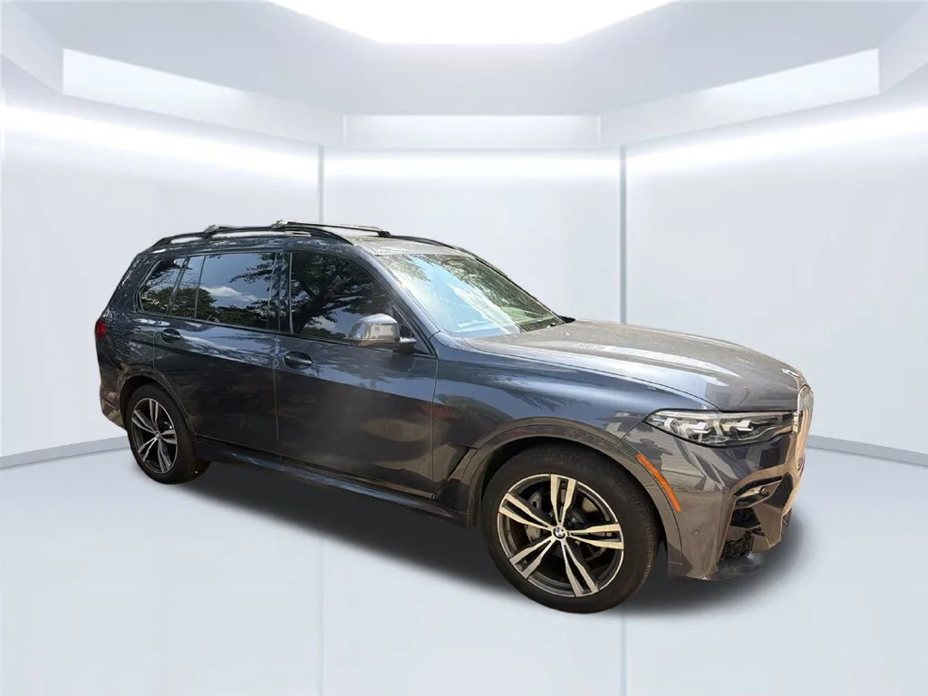Used 2020 Gray BMW xDrive40i image 4