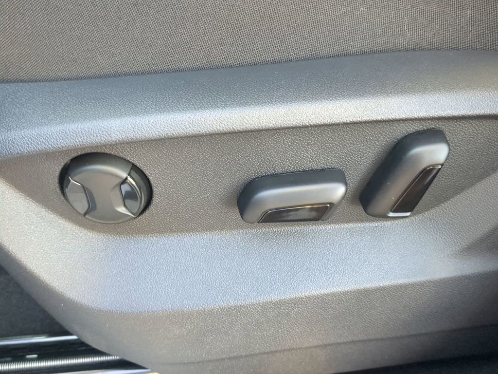 New 2026 Gray Volkswagen 2.0T SE w/Technology image 20