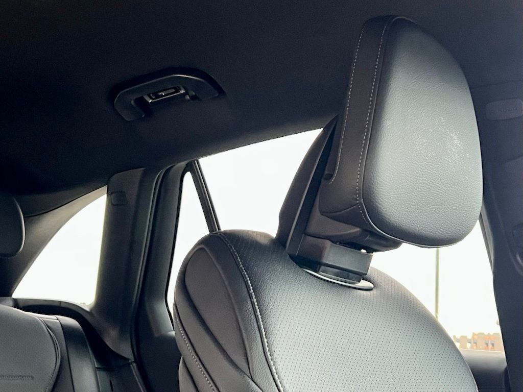 Certified Used 2026  Mercedes-Benz GLC 300 image 14