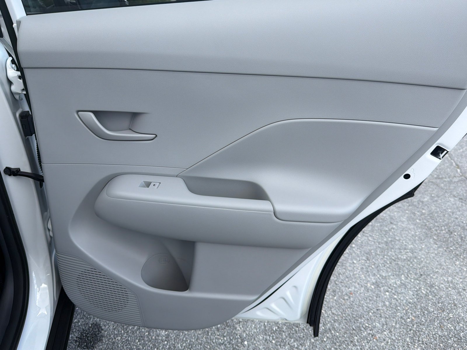 Used 2025 Atlas White Hyundai SEL Convenience image 17