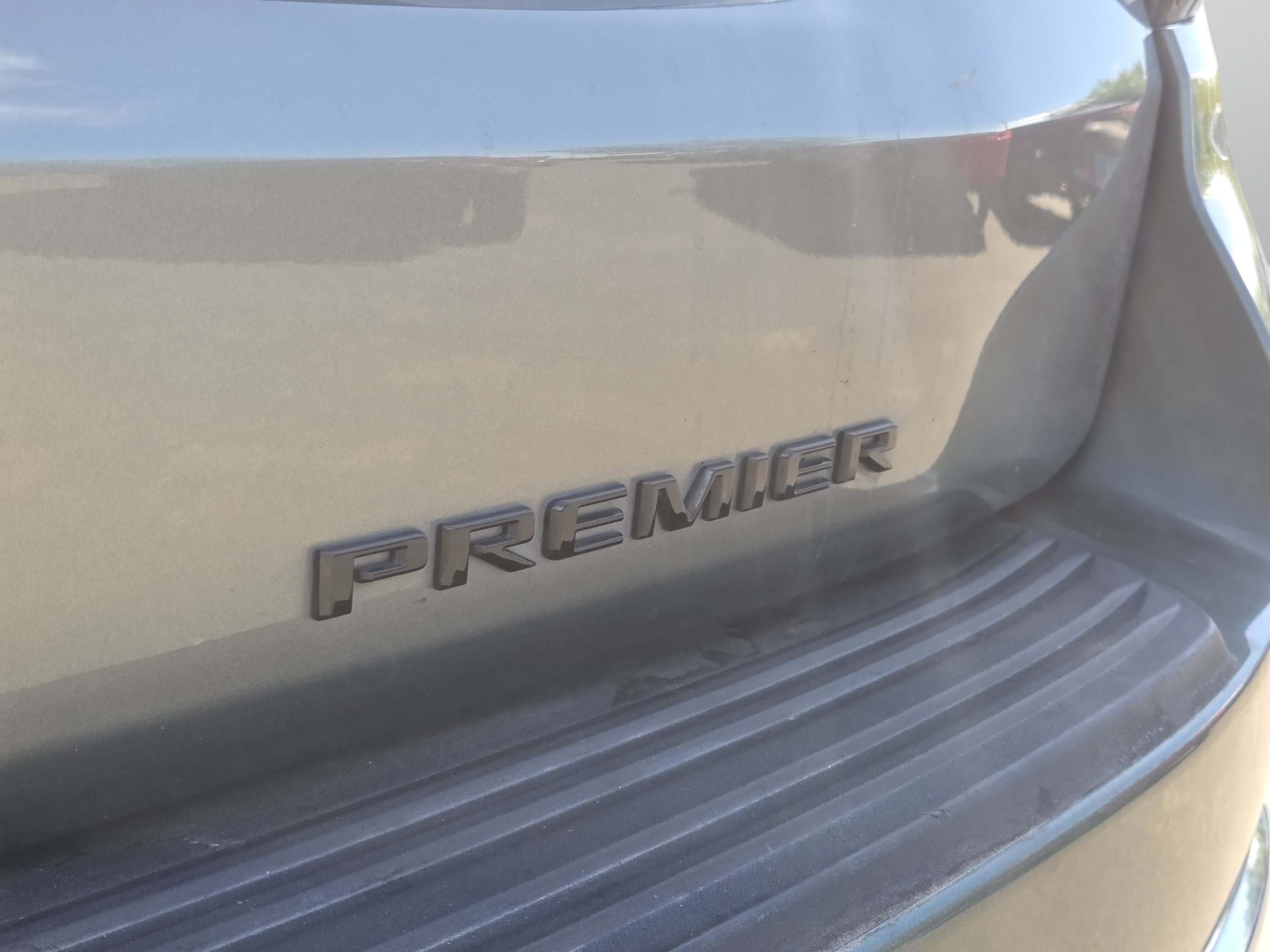 Used 2023 Silver Sage Metallic Chevrolet Premier image 33