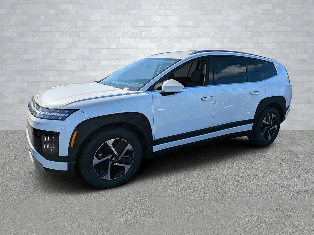 2026 Hyundai IONIQ 9 SE - Photo 9