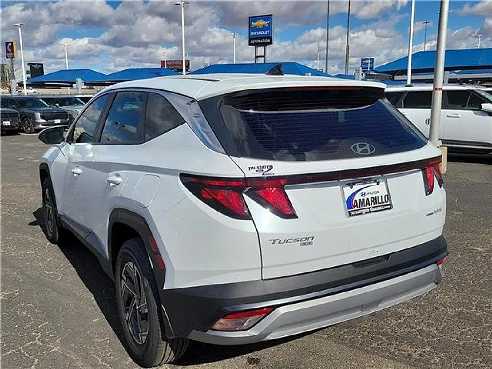 New 2026 White Hyundai Blue SE image 3