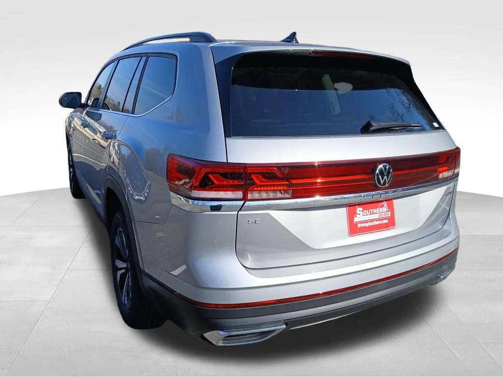 New 2026 Silver Volkswagen 2.0T SE image 3