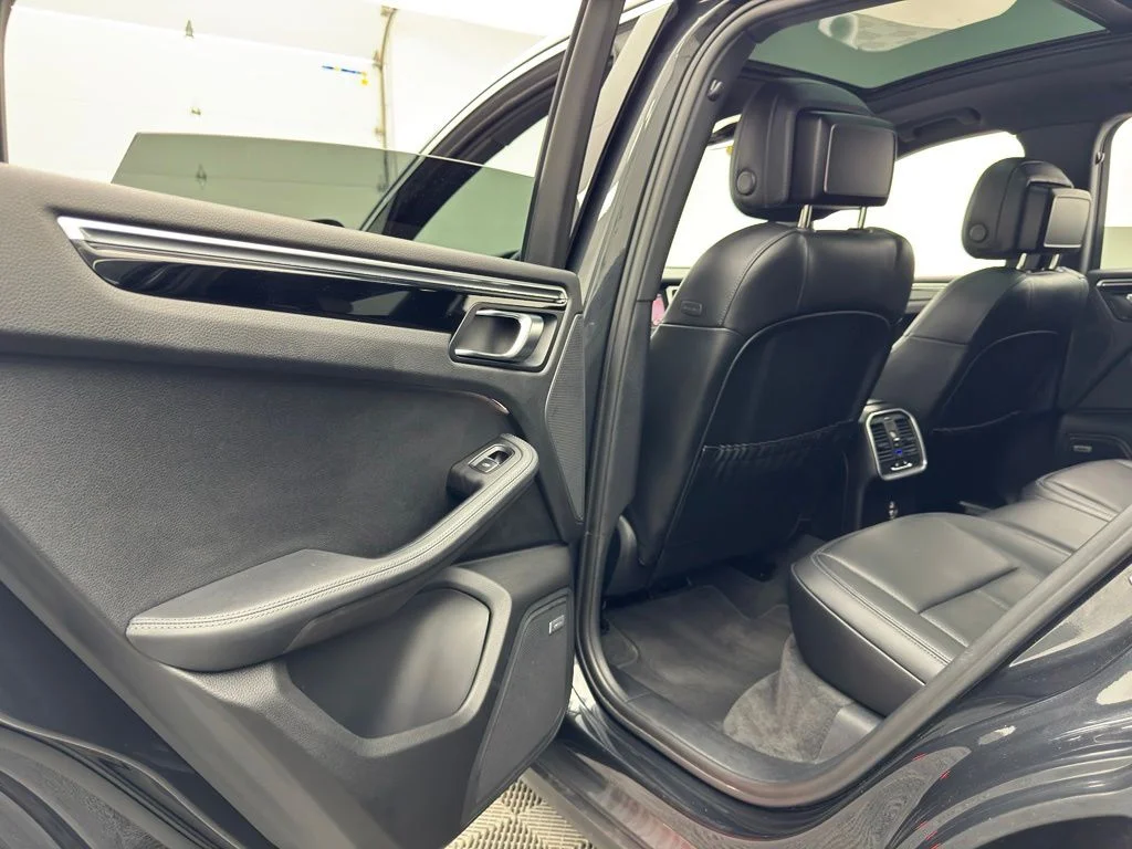 Used 2022 Volcano Grey Metallic Porsche S image 42