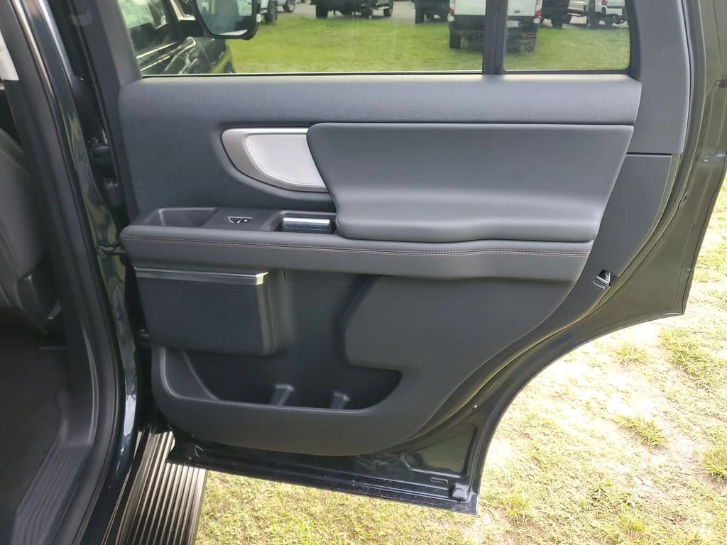 2025 Ford Expedition Active - Photo 33