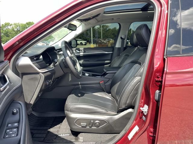 Used 2022 Red Jeep Limited image 15