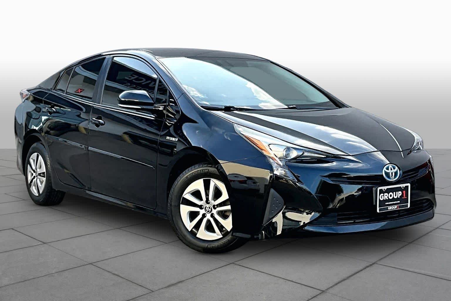Pre-Owned 2016 Toyota Prius Four