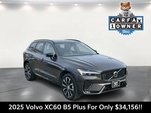 2025 Volvo XC60 B5 Plus Dark AWD's photo