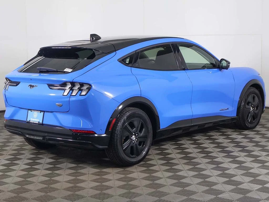 Used 2023 Grabber Blue Metallic Ford California Route 1 image 12