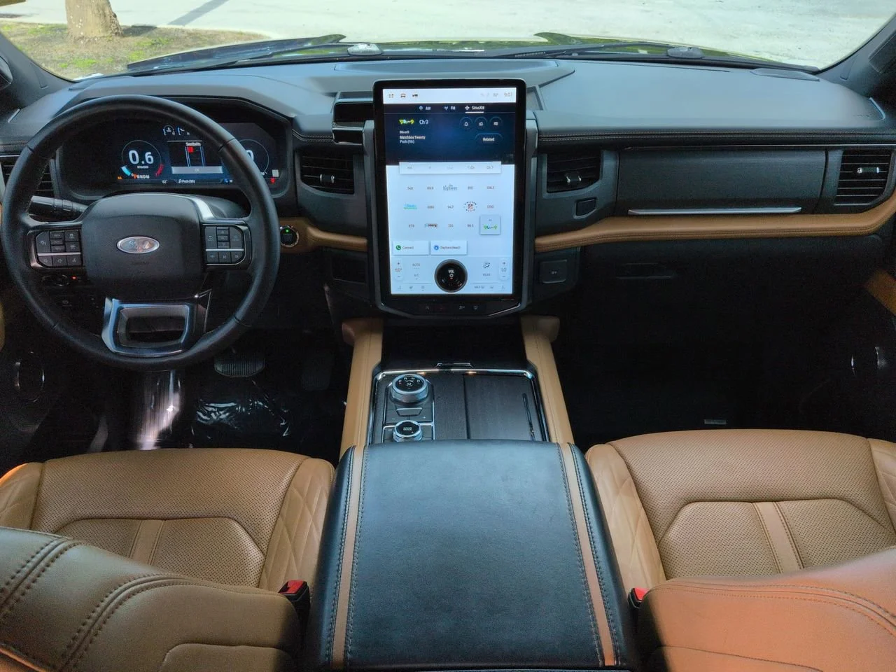 2024 Ford Expedition Platinum - Photo 14