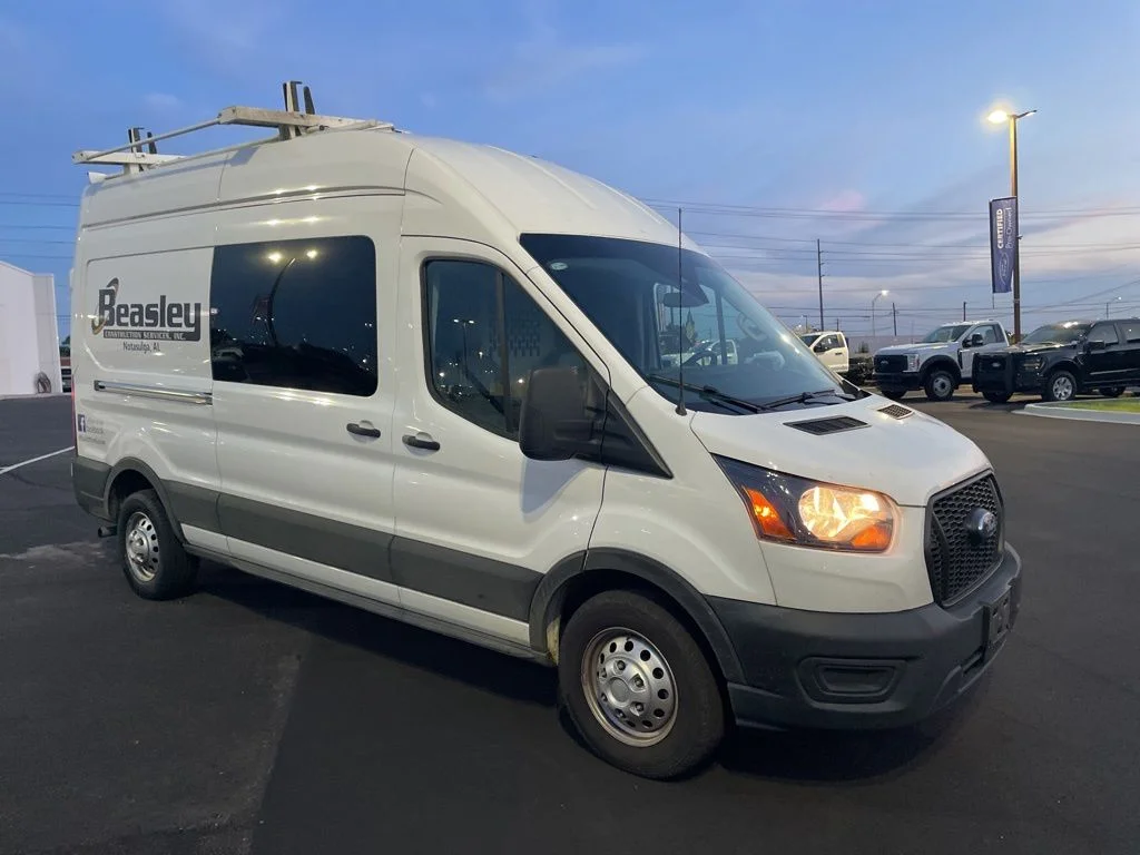 Used 2024 White Ford Base image 1