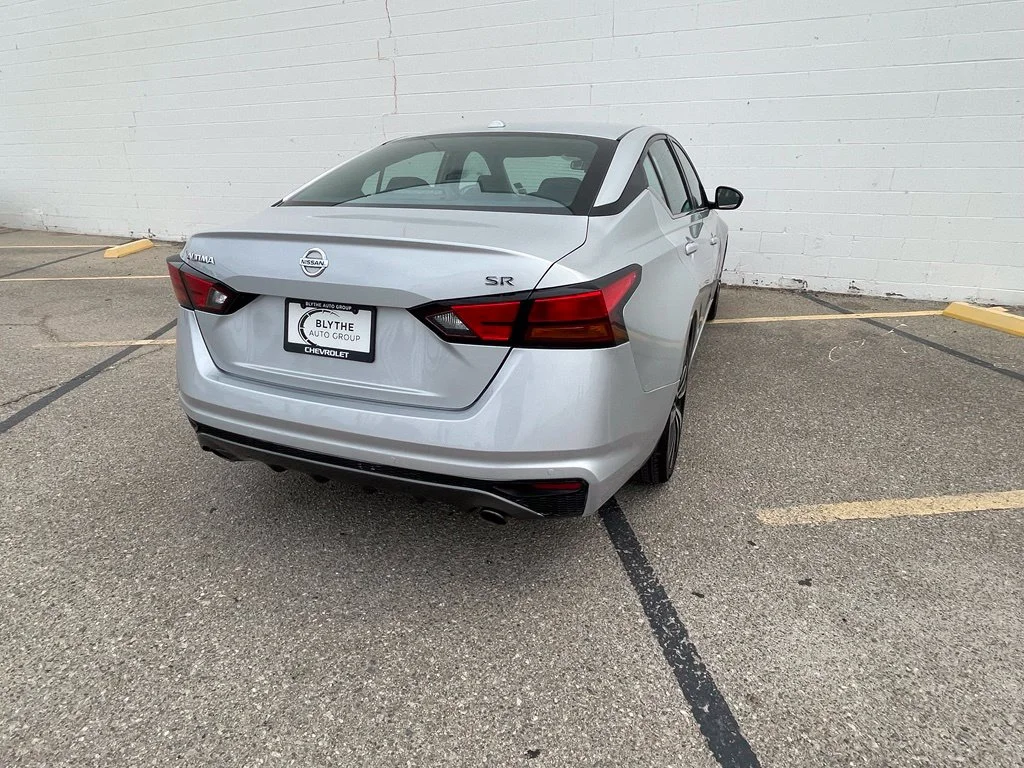 Used 2021 Brilliant Silver Metallic Nissan 2.5 SR image 8