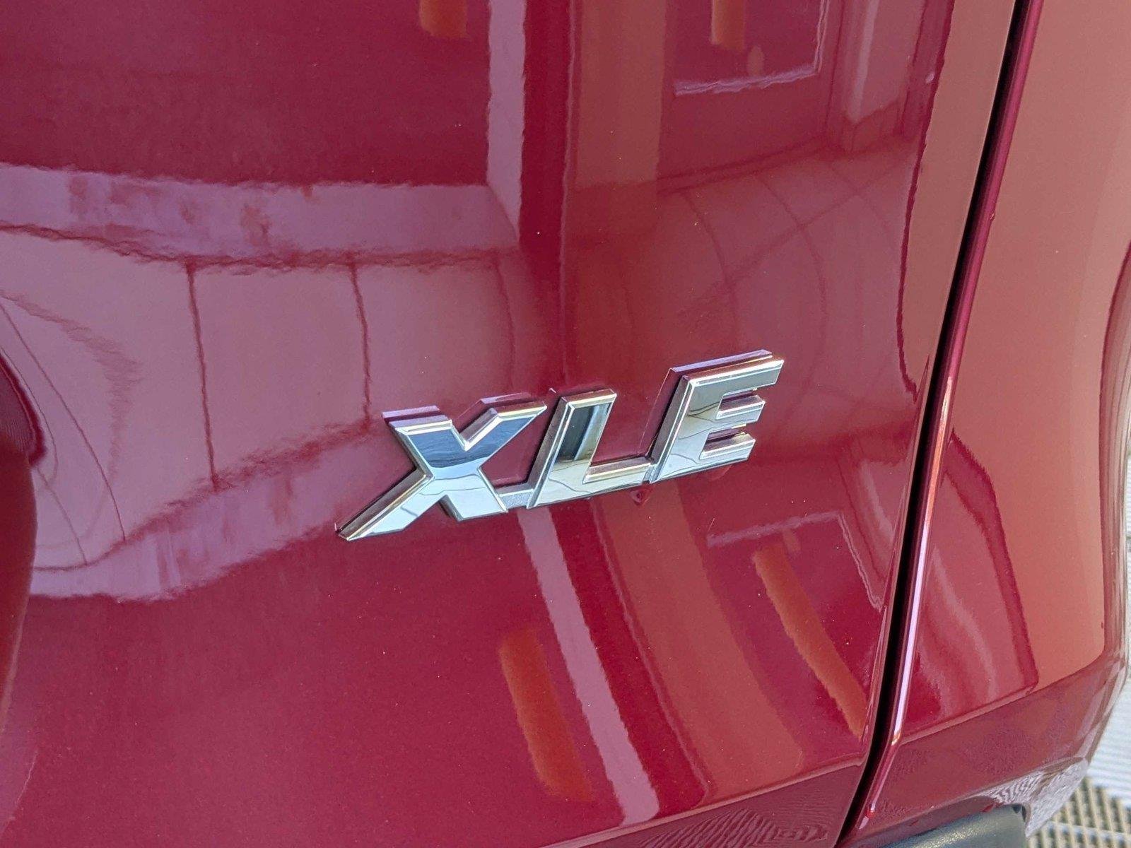 Used 2024 Ruby Flare Pearl Toyota XLE image 7