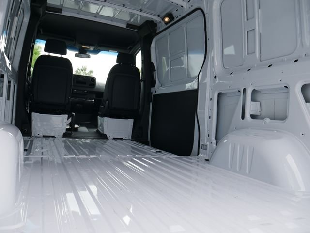 New 2026 Arctic White Mercedes-Benz Cargo 144 WB image 19