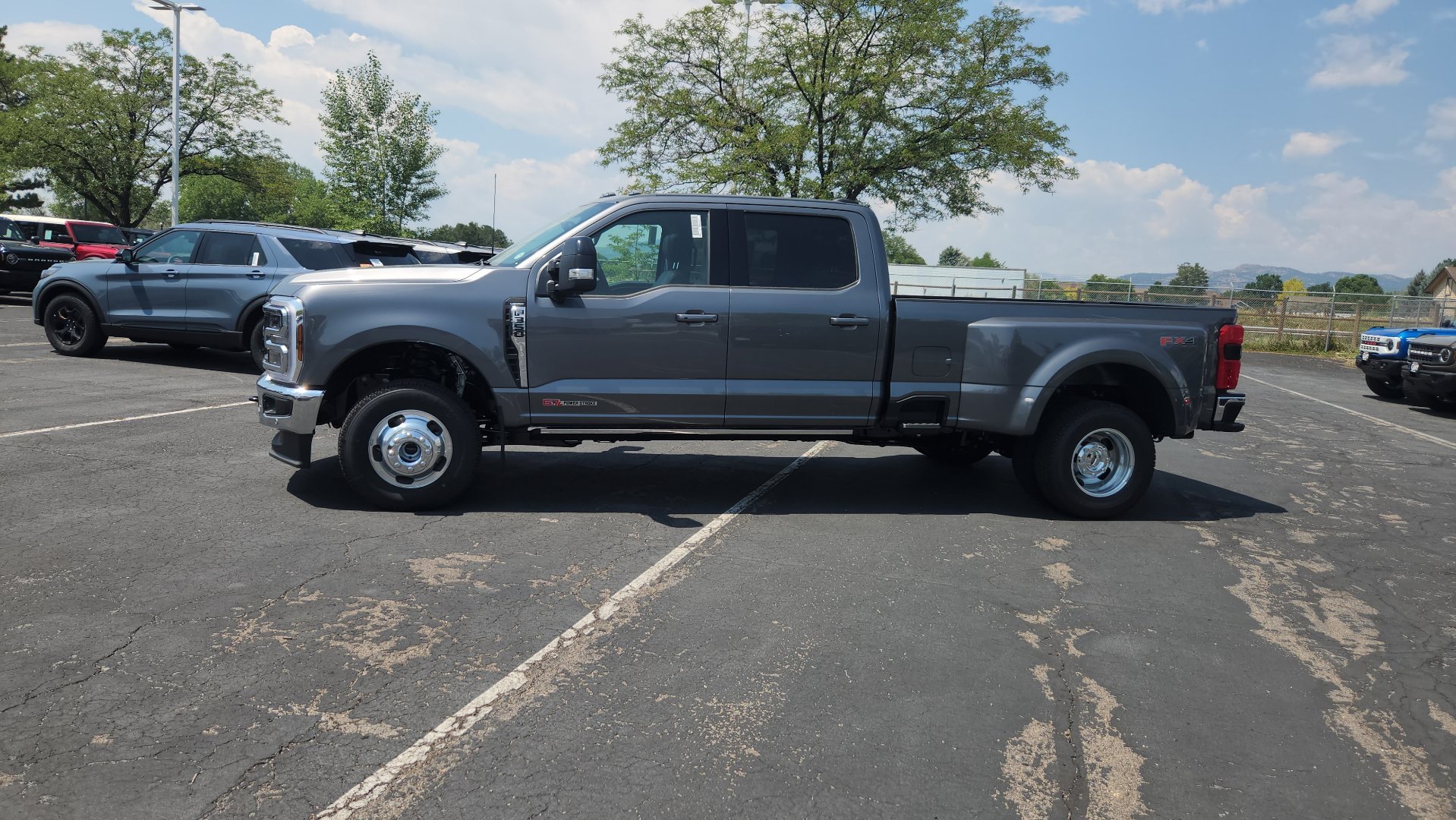 New 2026 Carbonized Gray Metallic Ford LARIAT image 4