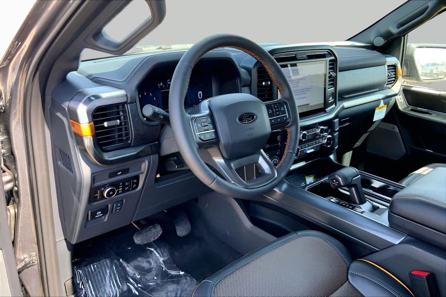 New 2026 Carbonized Gray Metallic Ford Tremor® image 6