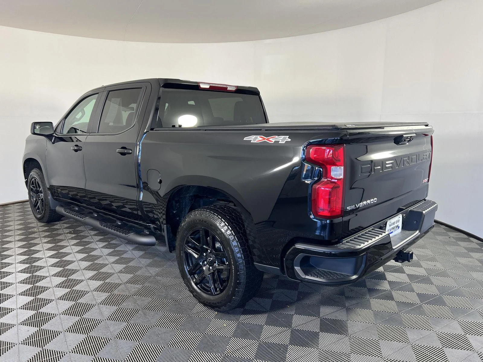 Used 2026 Black Chevrolet RST image 25