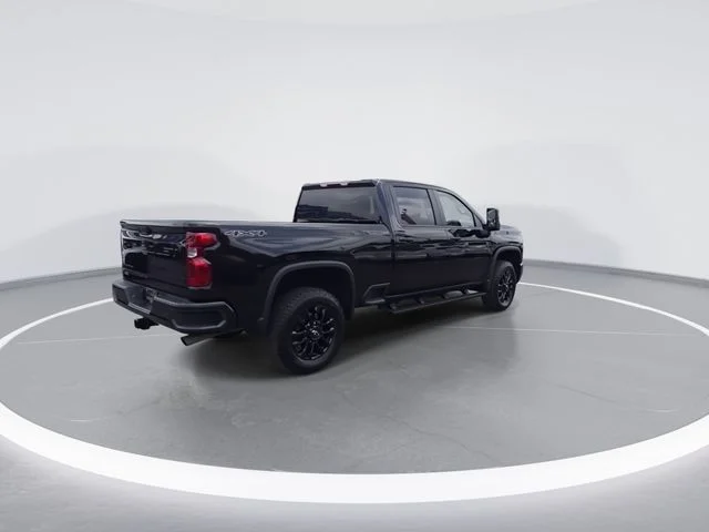 Used 2026 Black Chevrolet Custom image 8