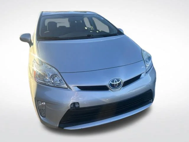 Used 2015 Silver Toyota One image 8