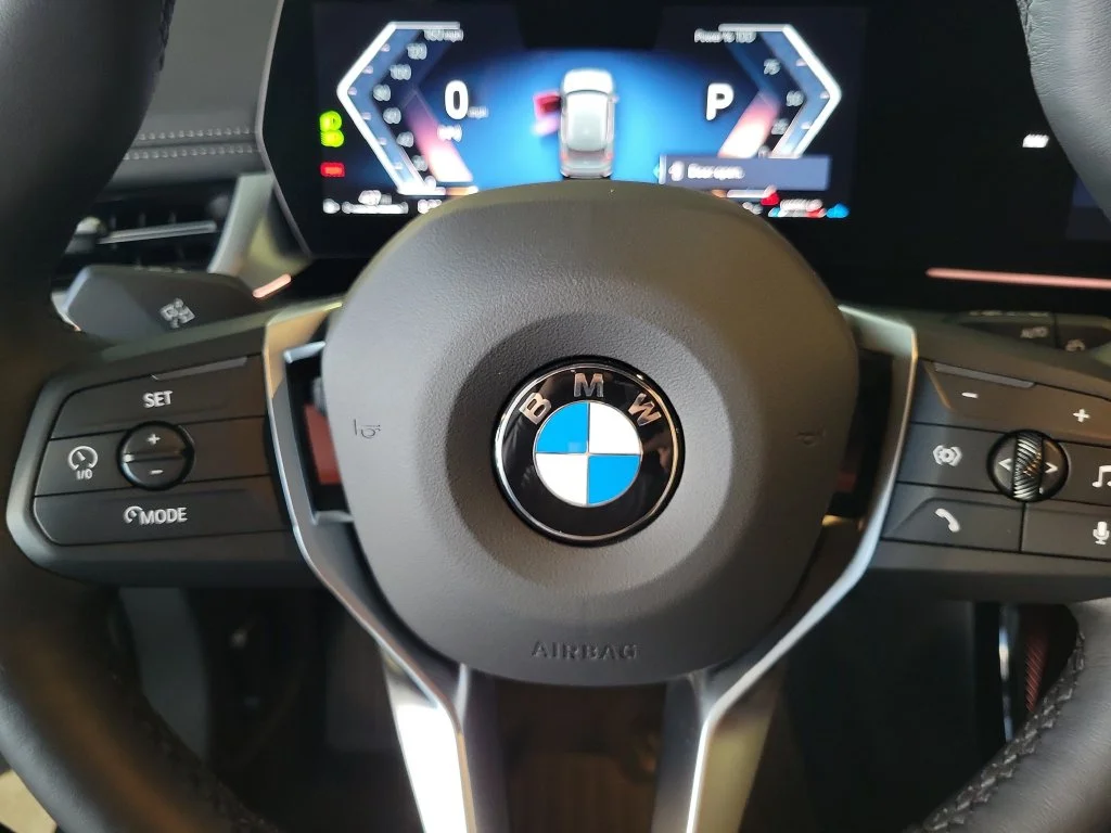 New 2027 Cape York Green Metallic BMW xDrive28i image 19
