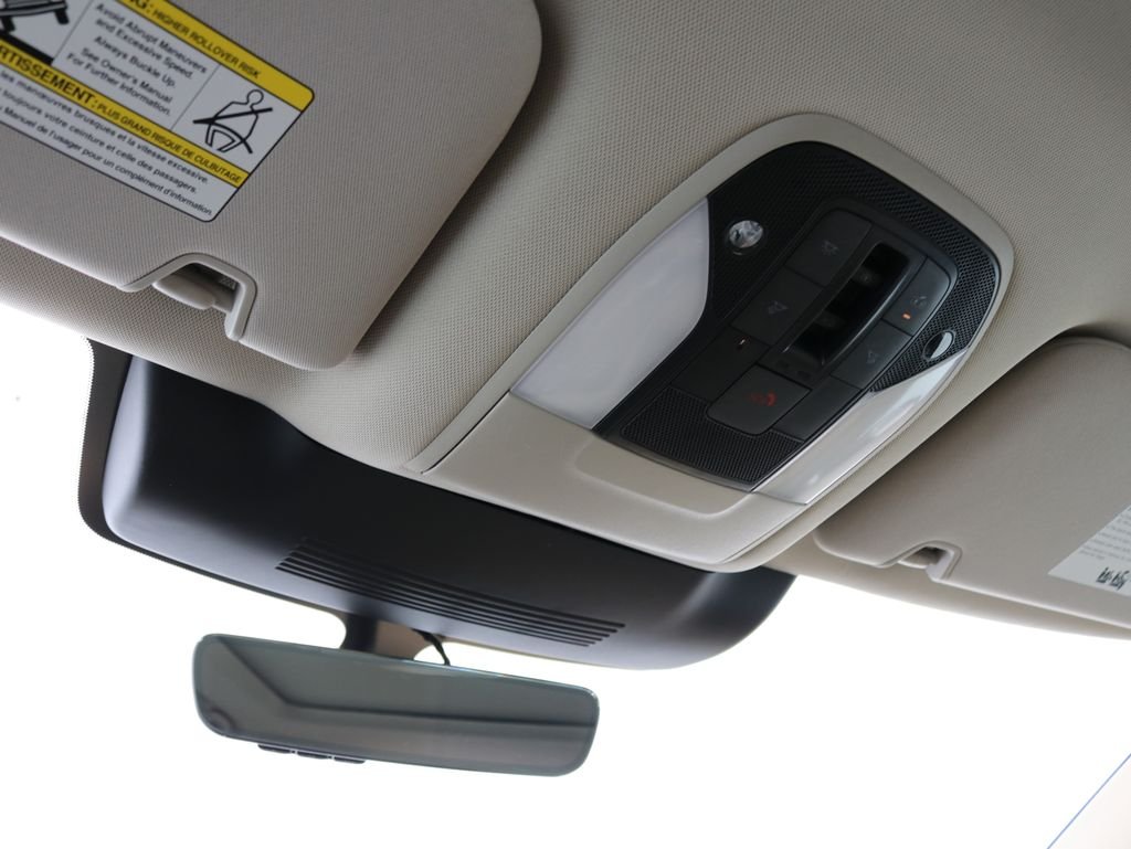 Certified Used 2023 Silver INFINITI LUXE image 20