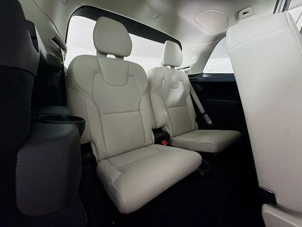 New 2026 Blue Volvo T8 Ultra image 29