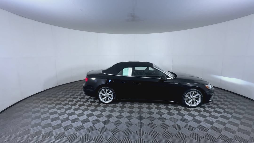 Used 2022 Brilliant Black Audi Premium image 9