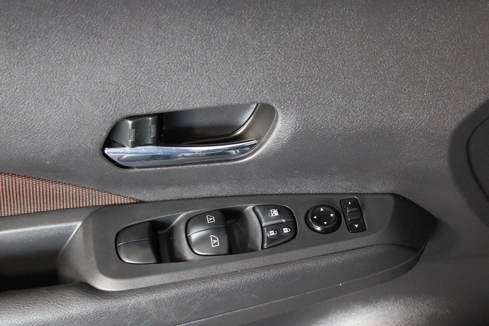 Used 2024 Black Nissan SR image 23