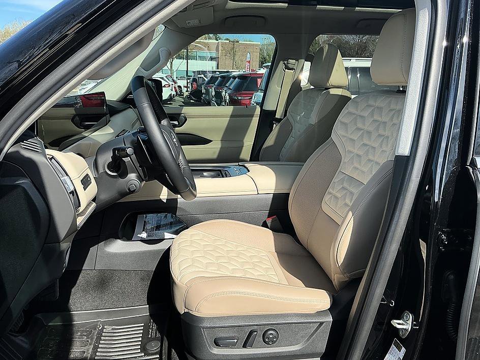 2026 Nissan Armada Platinum - Photo 10
