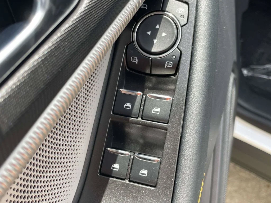 New 2026 Star White Metallic Tri-Coat Ford Tremor® image 16