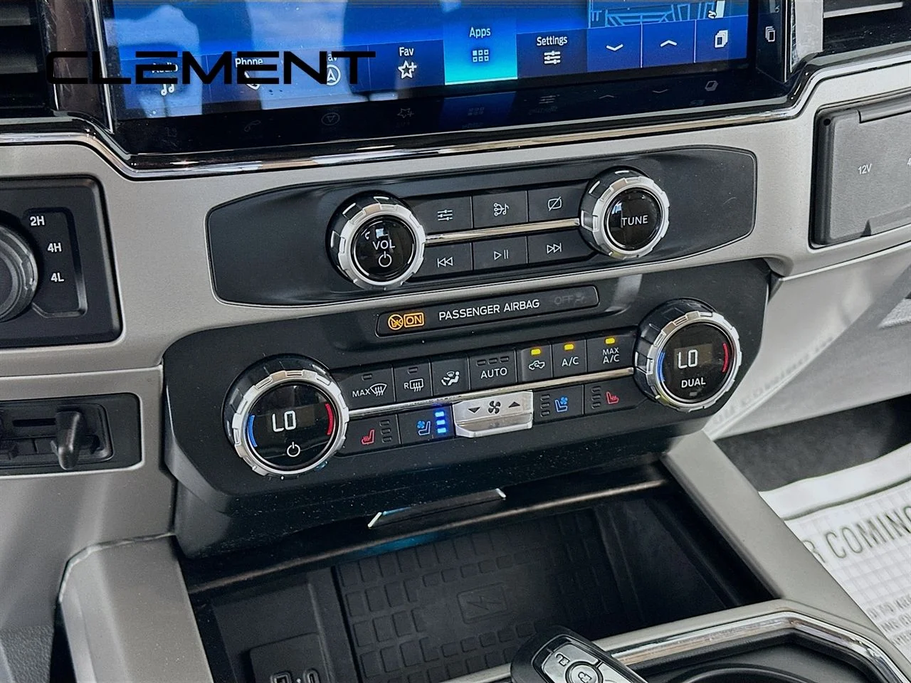 Certified Used 2022 Oxford White Ford Lariat image 22