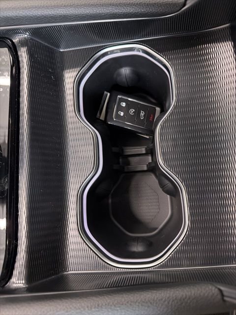 New 2026 Silver Zynith Exterior Paint Jeep Laredo image 27