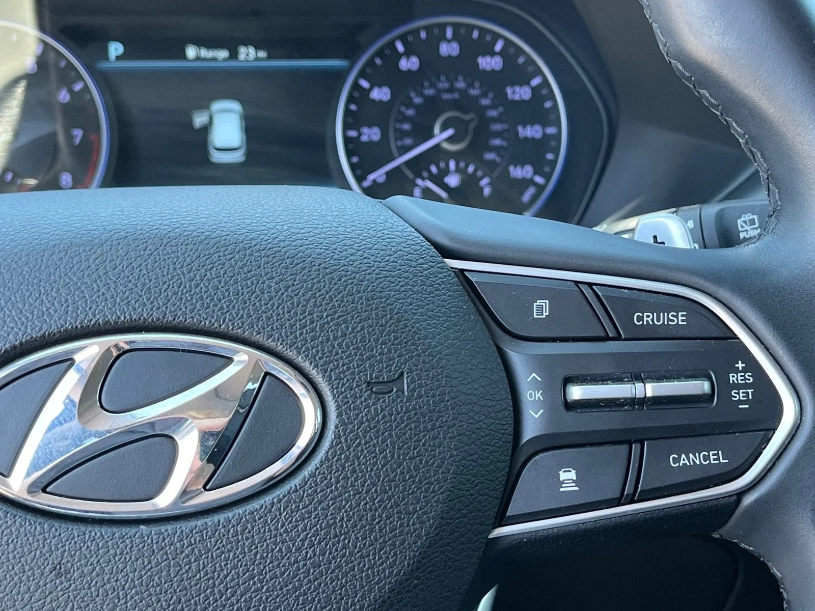 Used 2020 Moonlight Cloud Hyundai SEL image 19