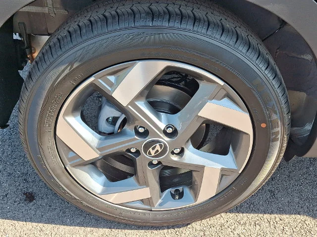New 2026 Gray Hyundai SEL image 5