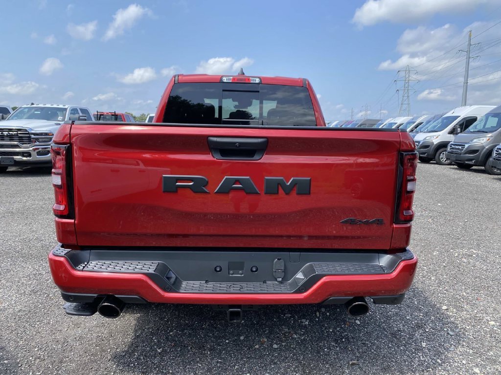 New 2026 Molten Red Pearl-Coat Exterior Paint Ram Express image 4