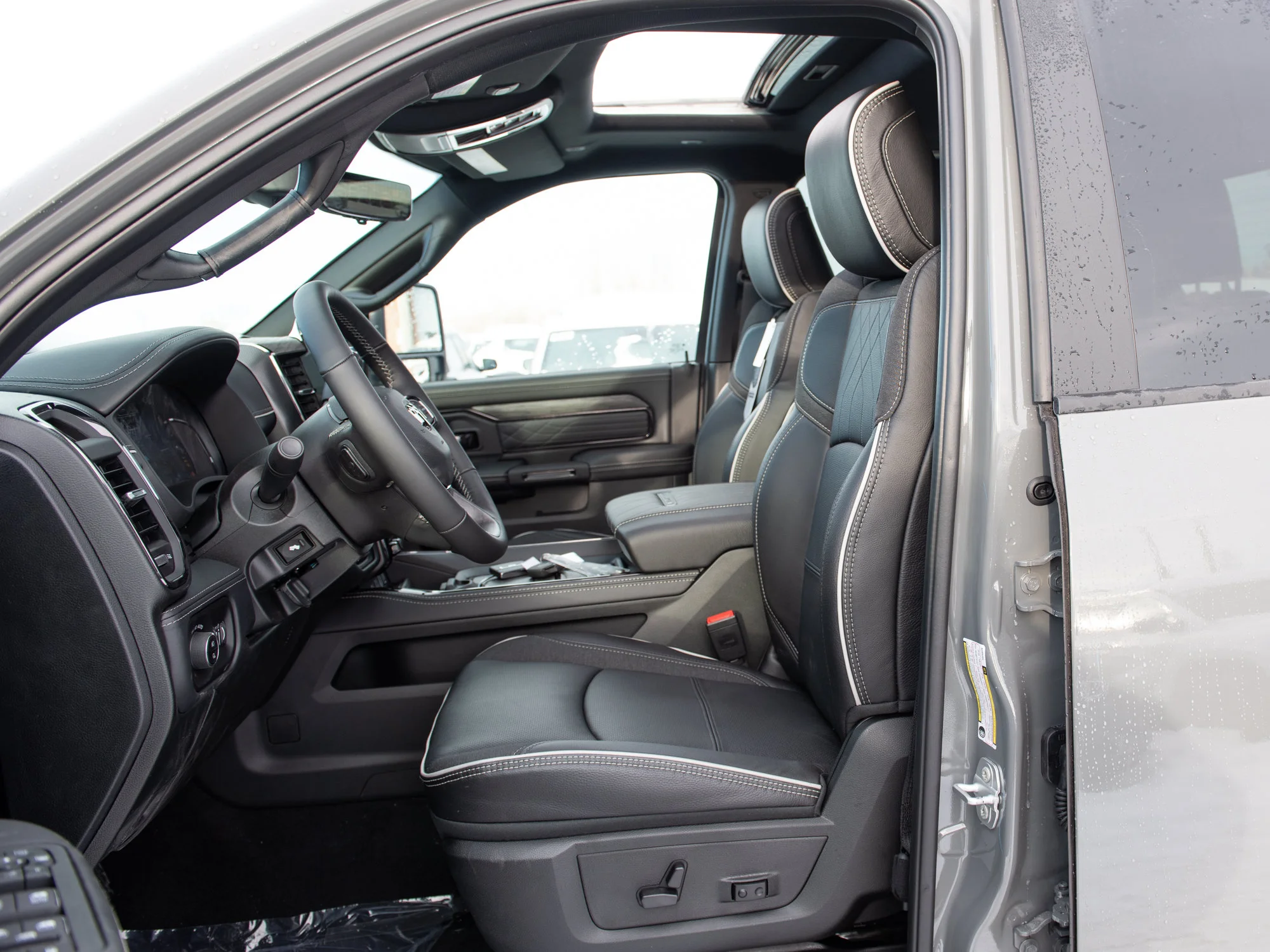 New 2026 Grey RAM Limited* image 26
