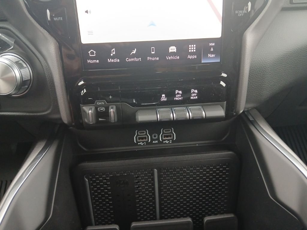 2026 RAM 1500 Laramie - Photo 25
