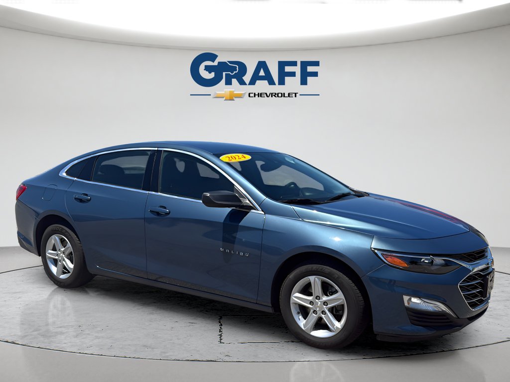 Used 2024 Lakeshore Blue Metallic Chevrolet FL image 10
