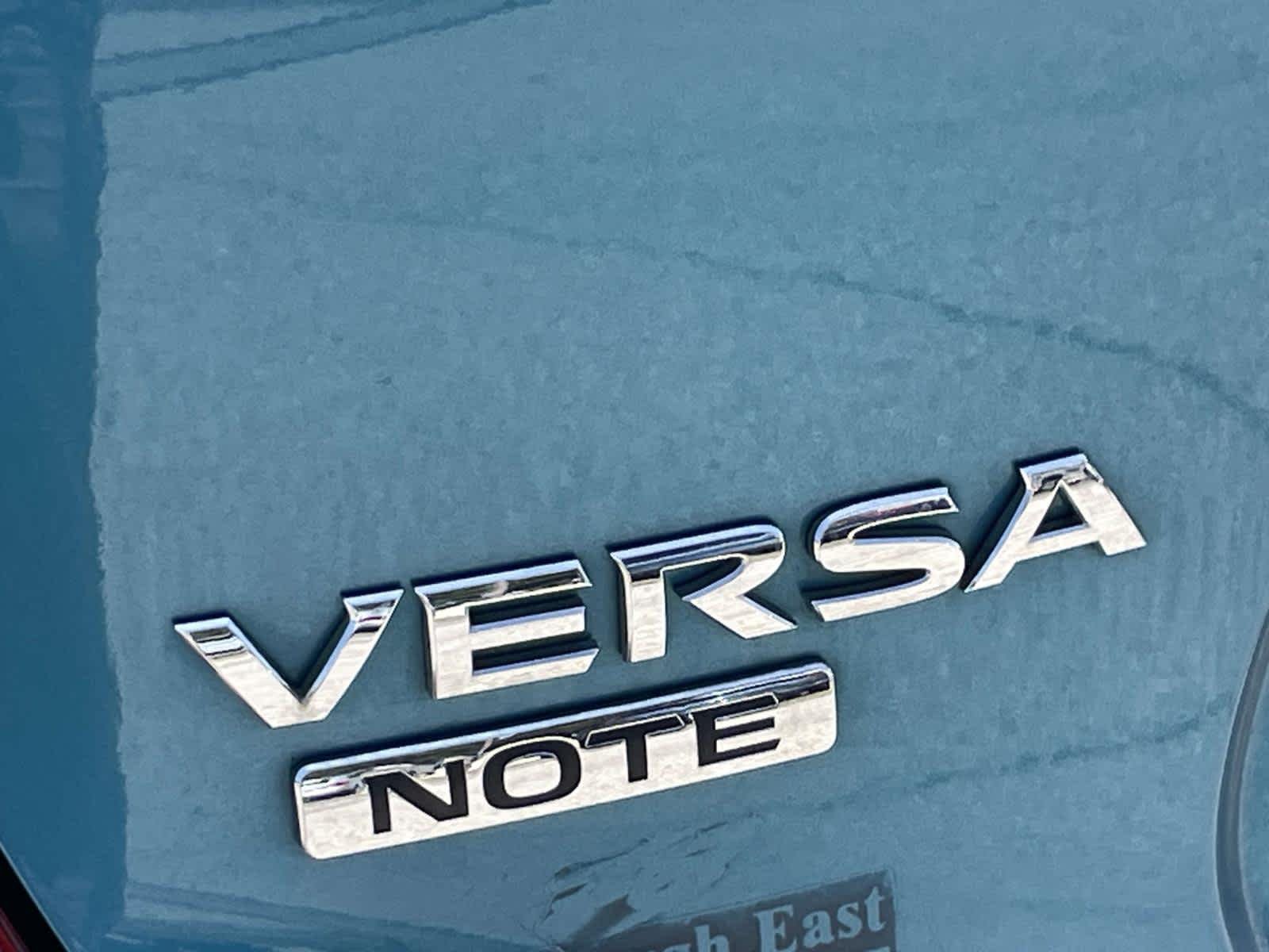 Used 2014 Metallic Peacock Nissan SV image 14