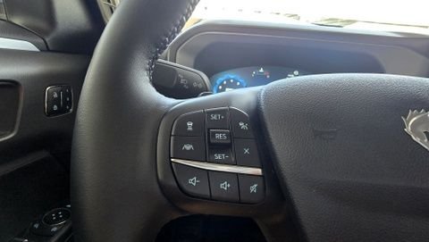 Used 2025 Shadow Black Ford Badlands image 16