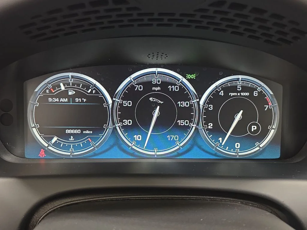 Used 2014 Ebony Jaguar XJL Portfolio image 18