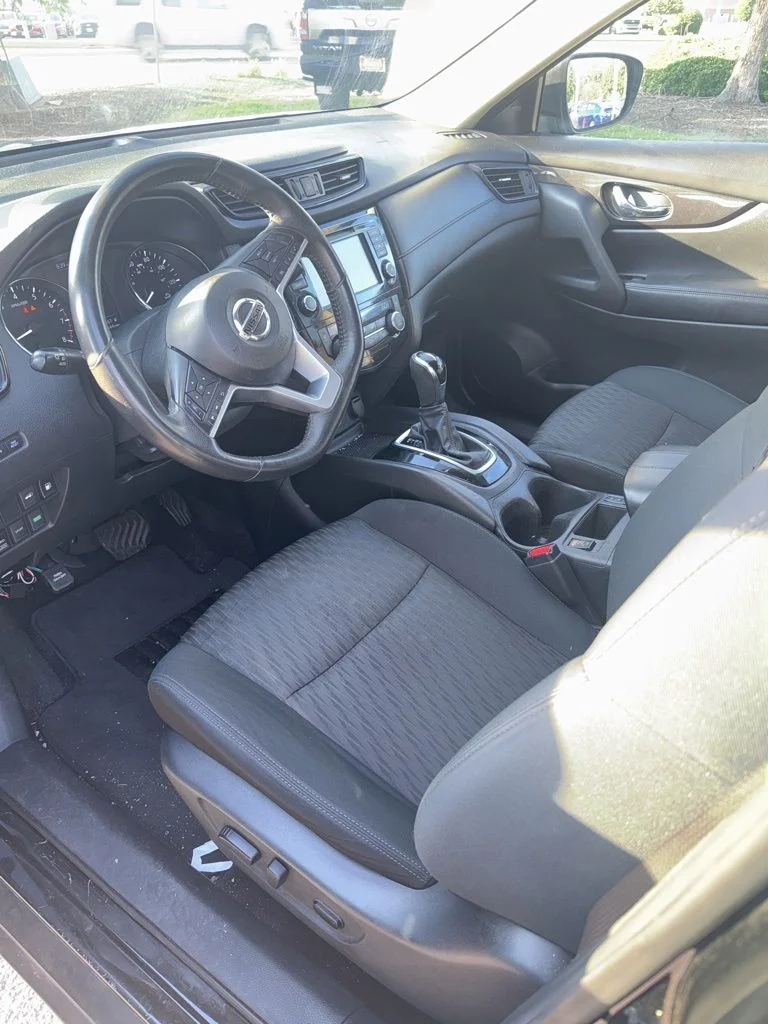 Used 2018 Black Nissan SV image 7