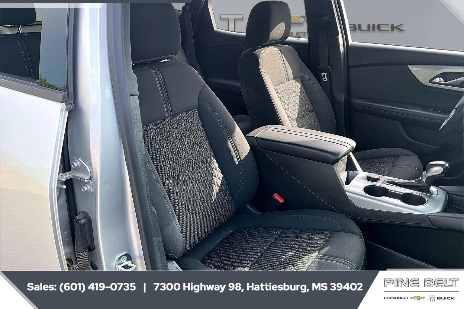 Used 2020 SILVER ICE METALLIC Chevrolet LT image 6