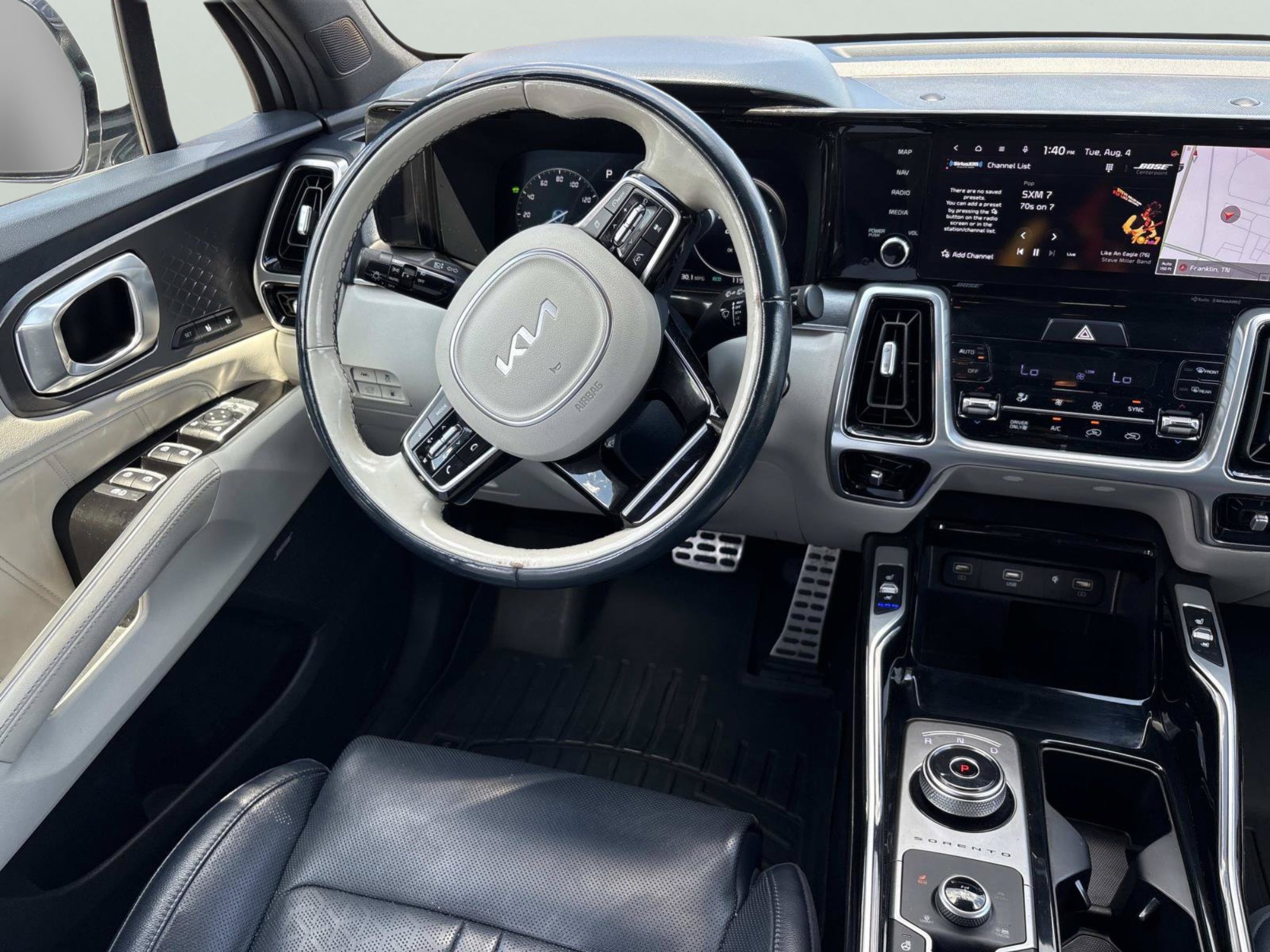 Used 2022 Silky Silver Kia SX Prestige image 10