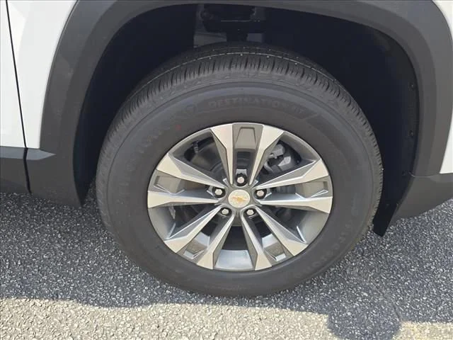 2027 Chevrolet Equinox LT - Photo 33