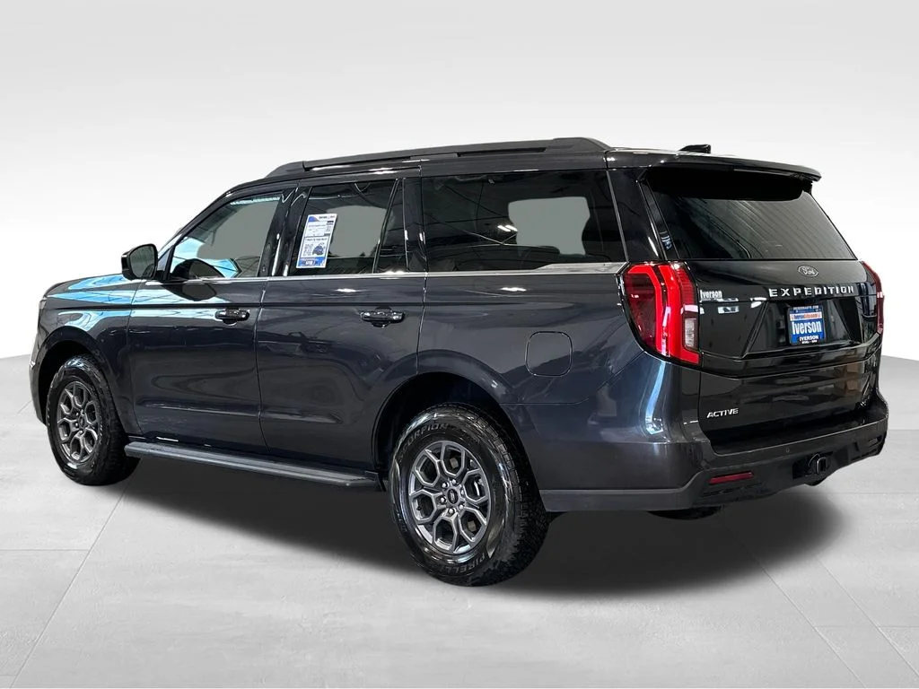 Used 2025 Gray Ford Active image 5